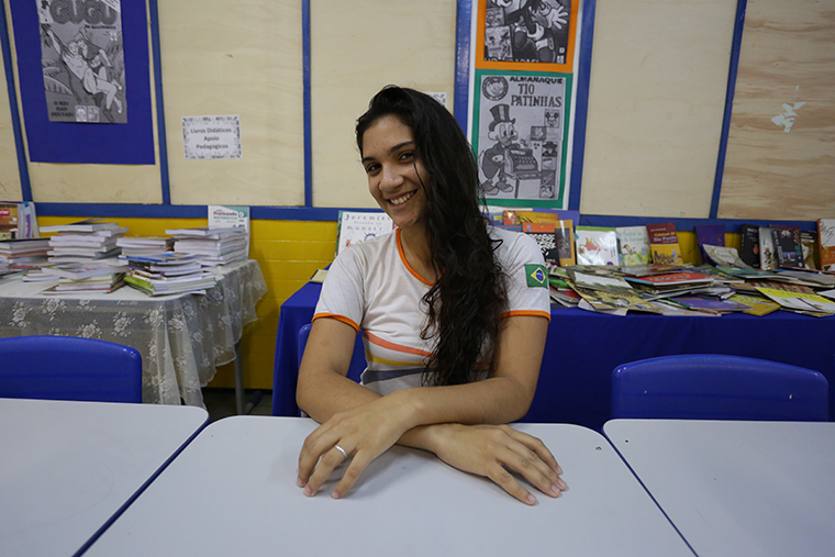 Tainá de Sousa, aluna da EJA, aprovada no IFMA para o curso Técnico em Administração