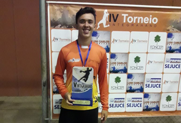 Leonardo, vice-campeão sul-americano, foi destaque na seleção timonense