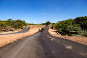 Prefeitura de Timon acelera obras e pavimentação na Avenida Coheb no bairro Cidade Nova