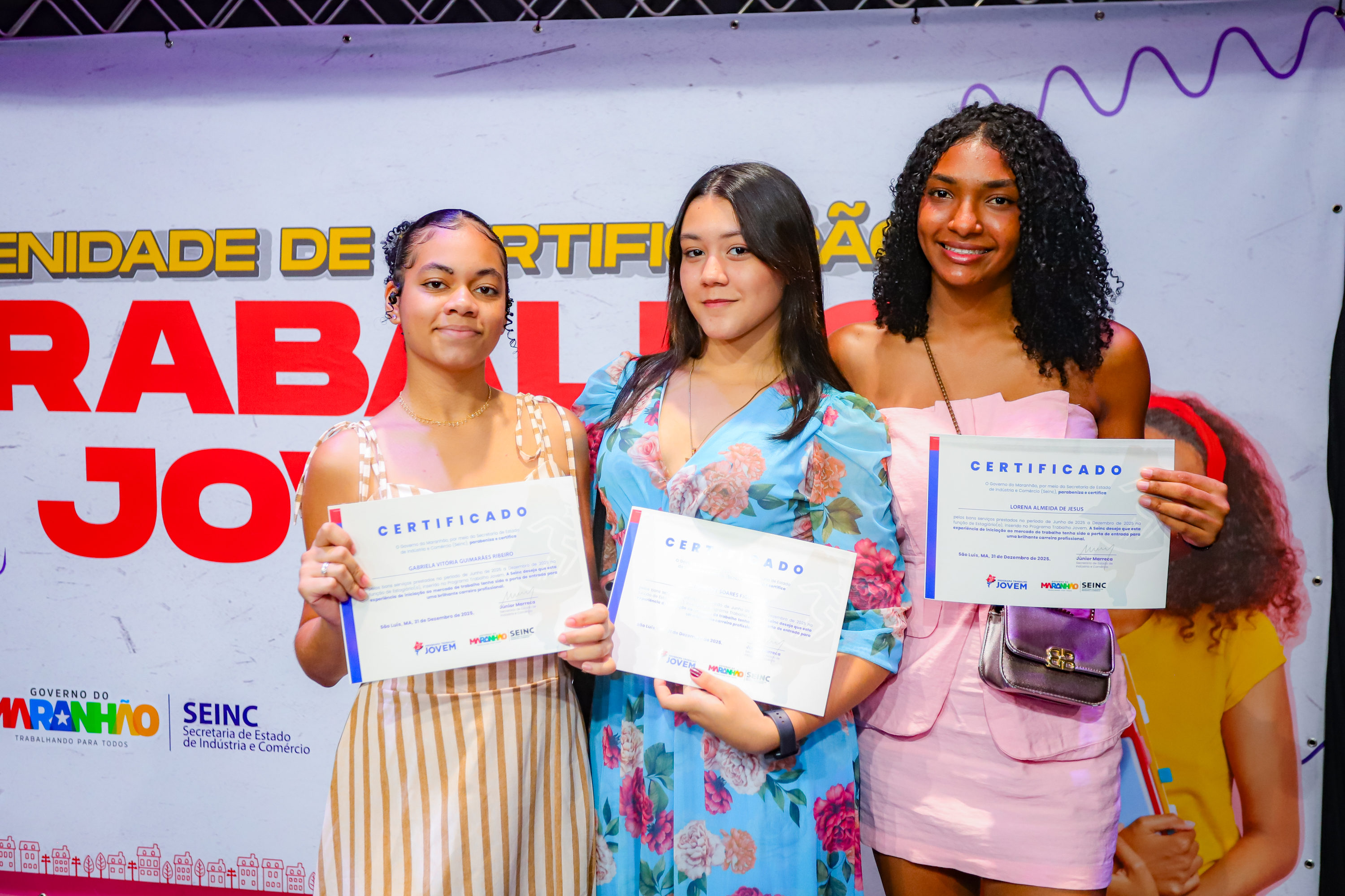 Prefeitura de Timon e Governo do Estado certificam 35 jovens do Programa Trabalho Jovem