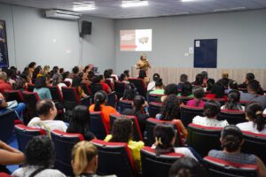Prefeitura de Timon realiza 1º Encontro de Cuidadores Escolares com foco na educação inclusiva