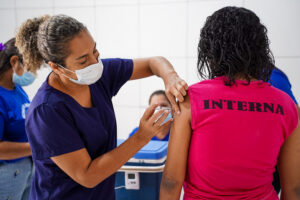Prefeitura de Timon leva serviços de saúde para a Unidade Prisional Feminina